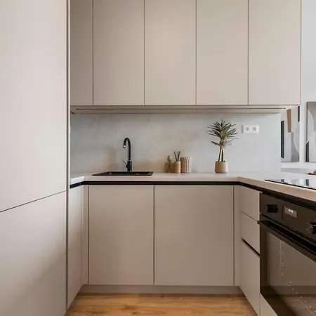 Appartamento Slnecnice 1-bedroom On Floor 6 With Parking By Skyviews Janíkov
