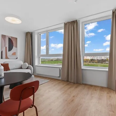 Appartamento Slnecnice 1-bedroom On Floor 6 With Parking By Skyviews Janíkov